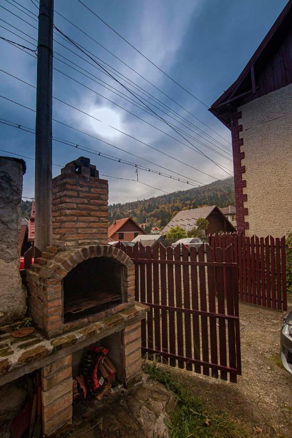 Casa Sara Apartman Sinaia Kültér fotó